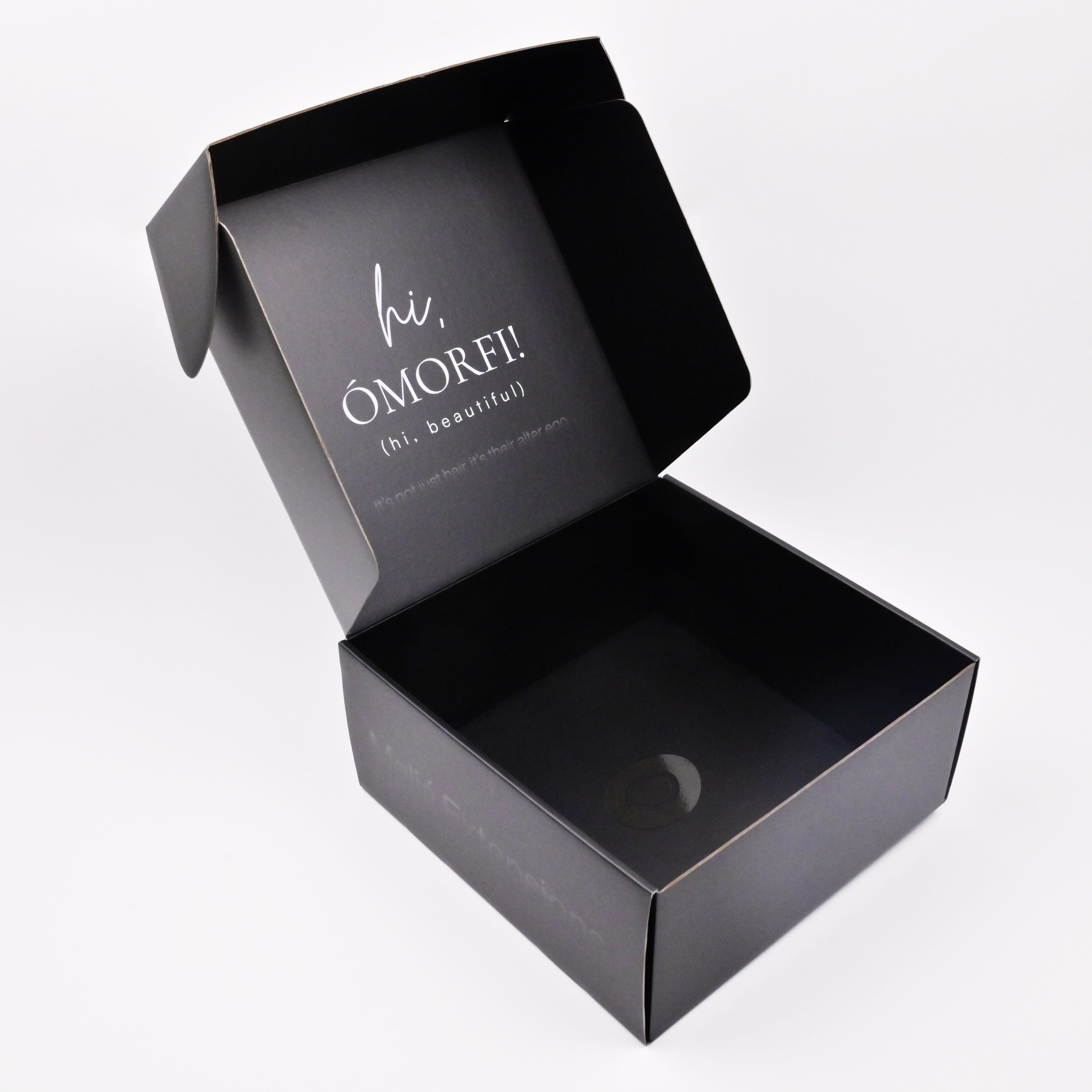 Black mailer box detail texture minimalist professional packaging