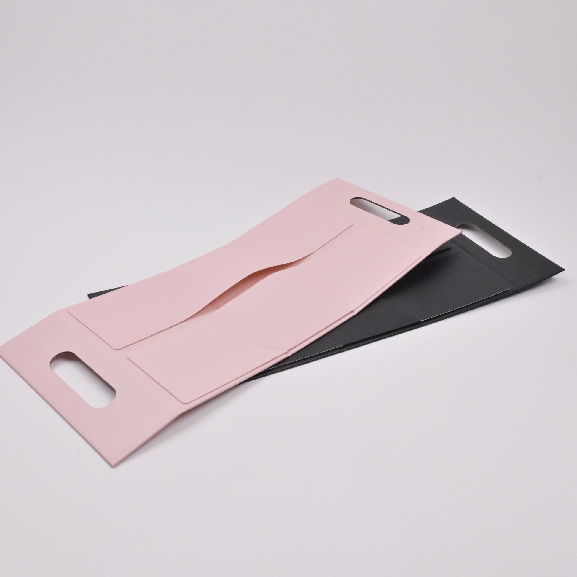 Collapsible kraft paper handheld box sustainable gift packaging